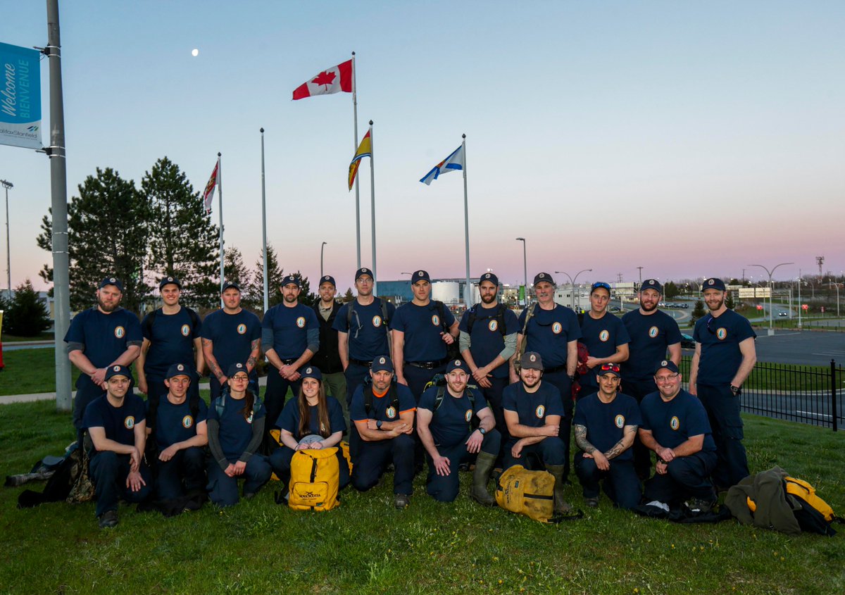 NS_DNR's tweet photo. A 21-person crew of Nova Scotia's wildfire fighters is answering the call to help battle #Alberta wildfires. #albertawildfire #ABwildfire @HfxStanfield https://t.co/0peajrrSea