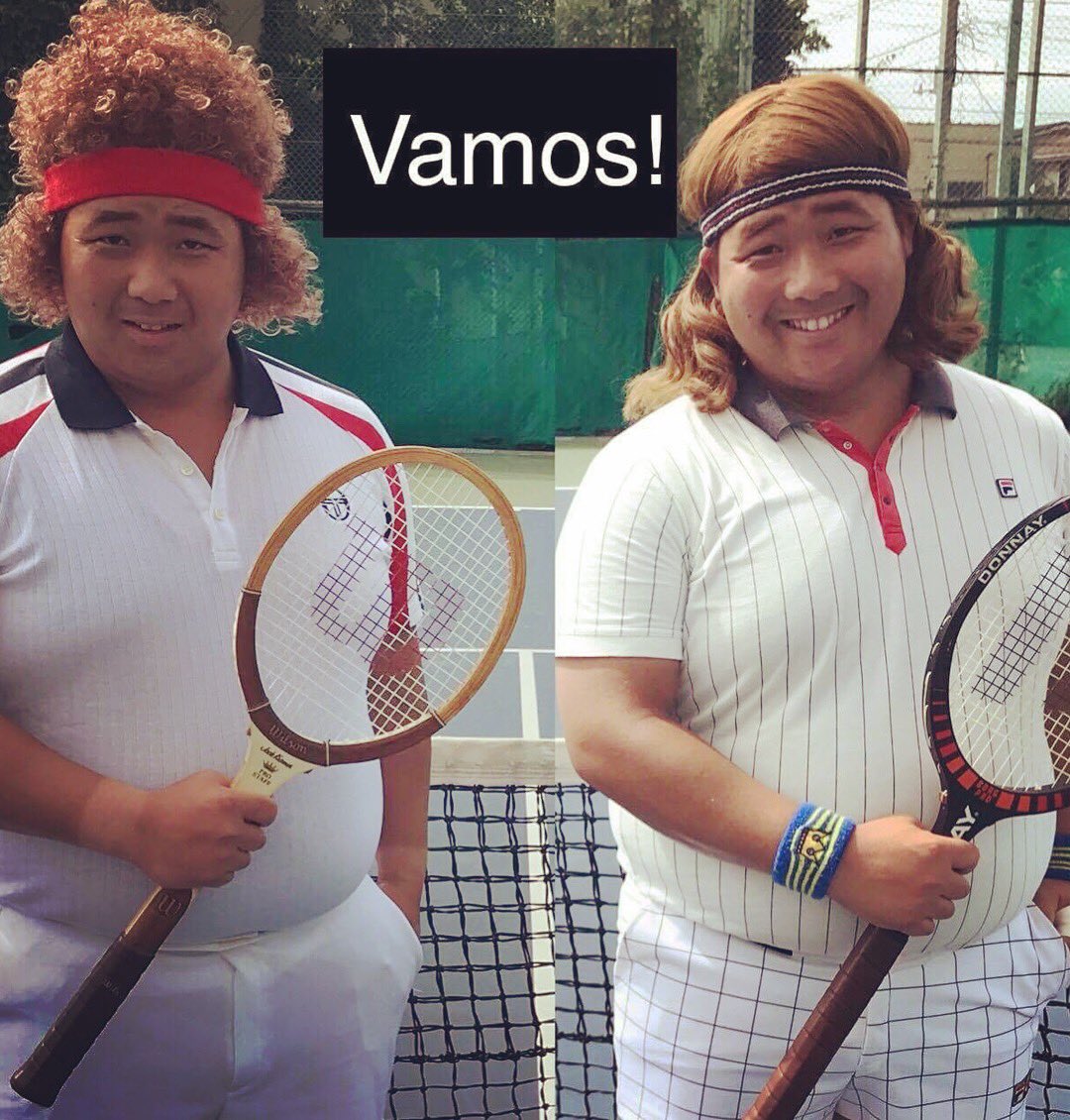 تويتر バモス わたなべ 吉本1のテニス芸人 على تويتر バモス わたなべとして ボルグ Amp マッケンローを披露して来ましたが 明日それに加わる新サブキャラを発表します 新キャラ発表 T Co V7qminek33