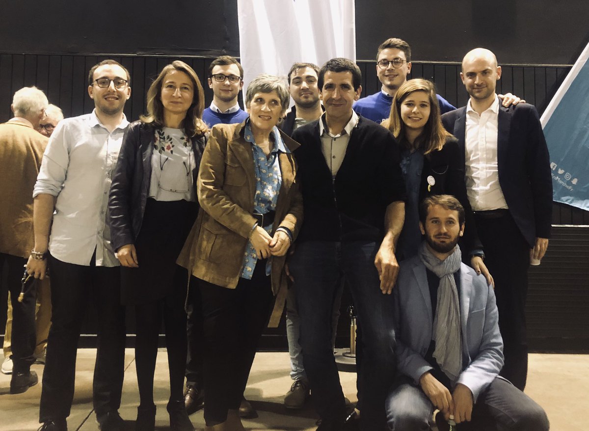 JeunesMacronSE's tweet image. Plus de 150 personnes réunis pour la liste @Renaissance_UE. 

👉🏼 Quel plaisir d’échanger avec @jnbarrot, @CecileGallien, @Citizen_PENico et Dominique Despras. 

👉🏼 Le @MoDem #Loire était présent grâce à @Thierry_MoDem 

J-3️⃣ avant les élections #Européennes