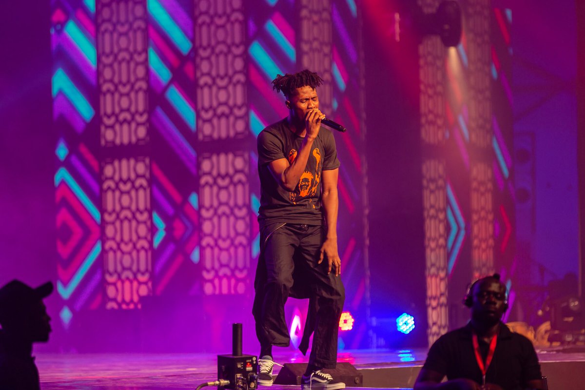 TelecelGhana's tweet photo. Young kings doing their thing 👌🏽👑#ThrowbackThursday #VGMA20 https://t.co/BvLd9Y4S2t