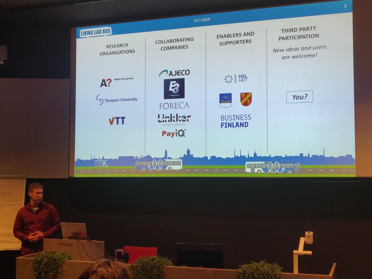 .<a href="/LivingLabBus/">LivingLabBus</a>'-hanketta on tehty laajassa yhteistyössä. "Tavoitteena on ollut mahdollistaa erilaisten ideoiden testaamista" kertoo Juho Kostiainen <a href="/VTTFinland/">VTT</a> @TampereUni <a href="/BusinessFinland/">Business Finland</a> <a href="/AaltoUniversity/">Aalto University</a>  <a href="/Tamperekaupunki/">Tampereen kaupunki</a> <a href="/HSL_HRT/">HSL</a> @helviestinta <a href="/payiq/">PayiQ</a> <a href="/forecasuomi/">Foreca Suomi</a> #smarttampere