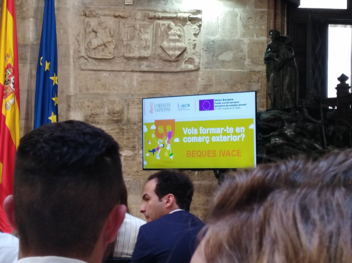 c_camarenac's tweet photo. Invitados por @GVAivace al Palau de la Generalitat, acto #Becas Ivace E+E
@ArvetAsociacion;#Feban https://t.co/lpNOFsxPe5