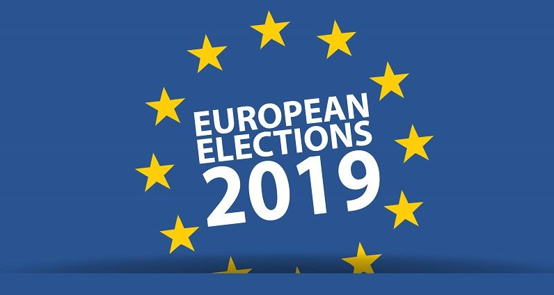 Gregmustbebored's tweet photo. Dear students, please take 15 mins out from #alevels2019 #aslevels2019 and #FinalsWeek to vote in the #EuElections before 10pm to stop old gits from electing awful people. You shouldn't need a polling card. #turnout #TurnoutMatters Find where to vote here: https://t.co/LK0arkb5SI https://t.co/UG1iKpblz3