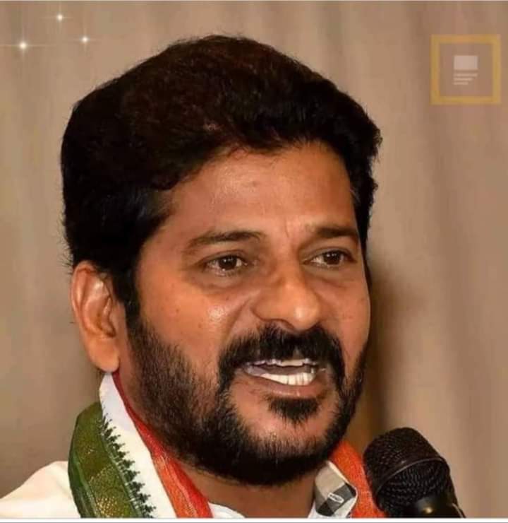 KAugusteen's tweet photo. మల్కాజిగిరి MP గా 6270 ఓట్లతో గెలిచాడు... Hearty congrats to @revanth_anumula gaaru... you are the raising star in Telangana politics... https://t.co/cZpvv1CONI