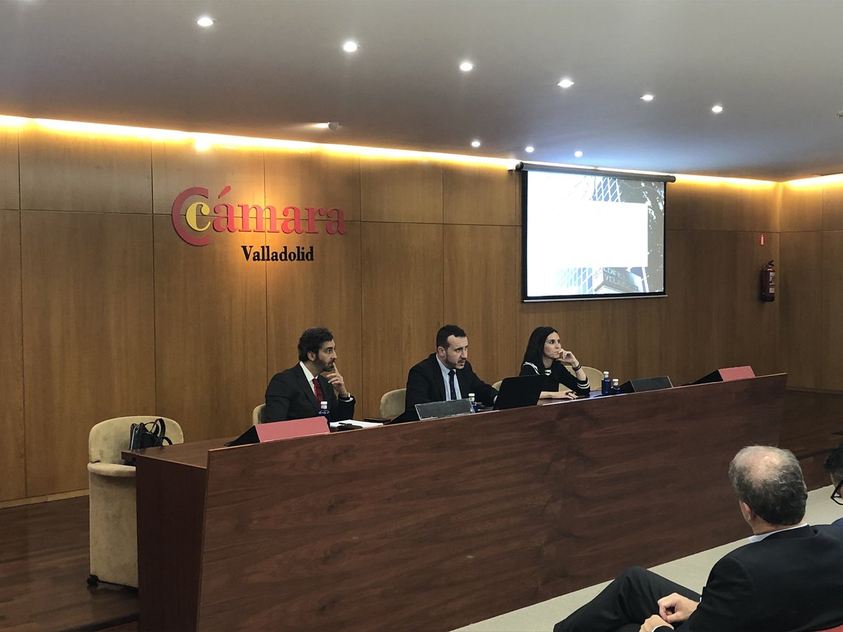 Arranca la sesión para analizar la reciente entrada en vigor de la obligación de #registro diario de la jornada laboral de la mano de <a href="/Albertnovoa/">Alberto Novoa 💚⚖️💚</a> y Puy Abril del equipo de <a href="/CECAMAGAN/">@CECAMAGAN</a>