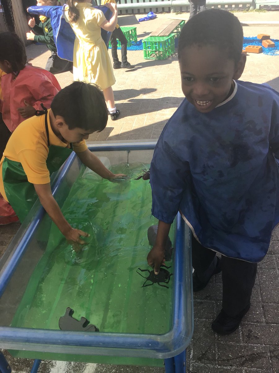ChicksMPS's tweet photo. We are having a great time exploring the rainforest slime outside! 🐸 https://t.co/S2uDZ4R72l