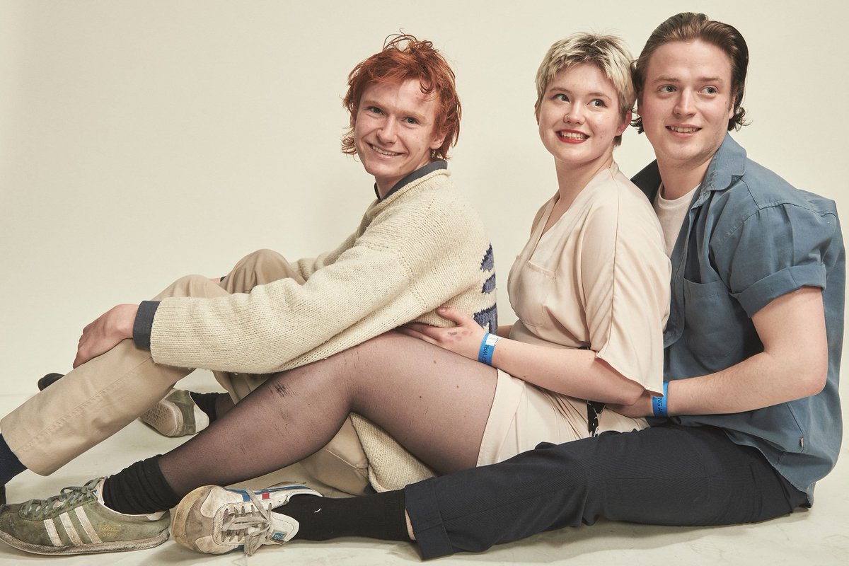 LoudAndQuietMag's tweet photo. When the artists weren’t tearing up @testpressingldn they were in our makeshift photo studio. Check out some of @FennerChris's backstage portraits >  https://t.co/j6HlQM3PC0 https://t.co/JA5jvm8nrV