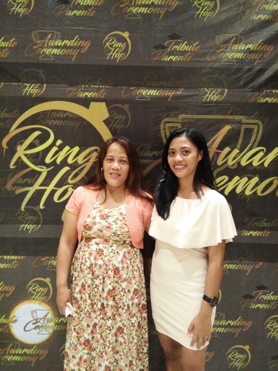 TAKEASIDErina's tweet photo. With ma mothahhh 😊😊😊
#ringhop
#tributetoparents https://t.co/VOQcXDM9SC