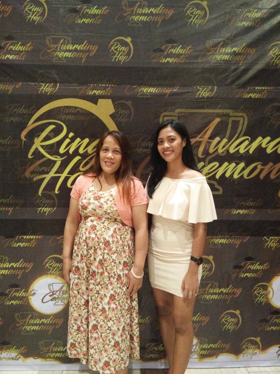 TAKEASIDErina's tweet photo. With ma mothahhh 😊😊😊
#ringhop
#tributetoparents https://t.co/VOQcXDM9SC