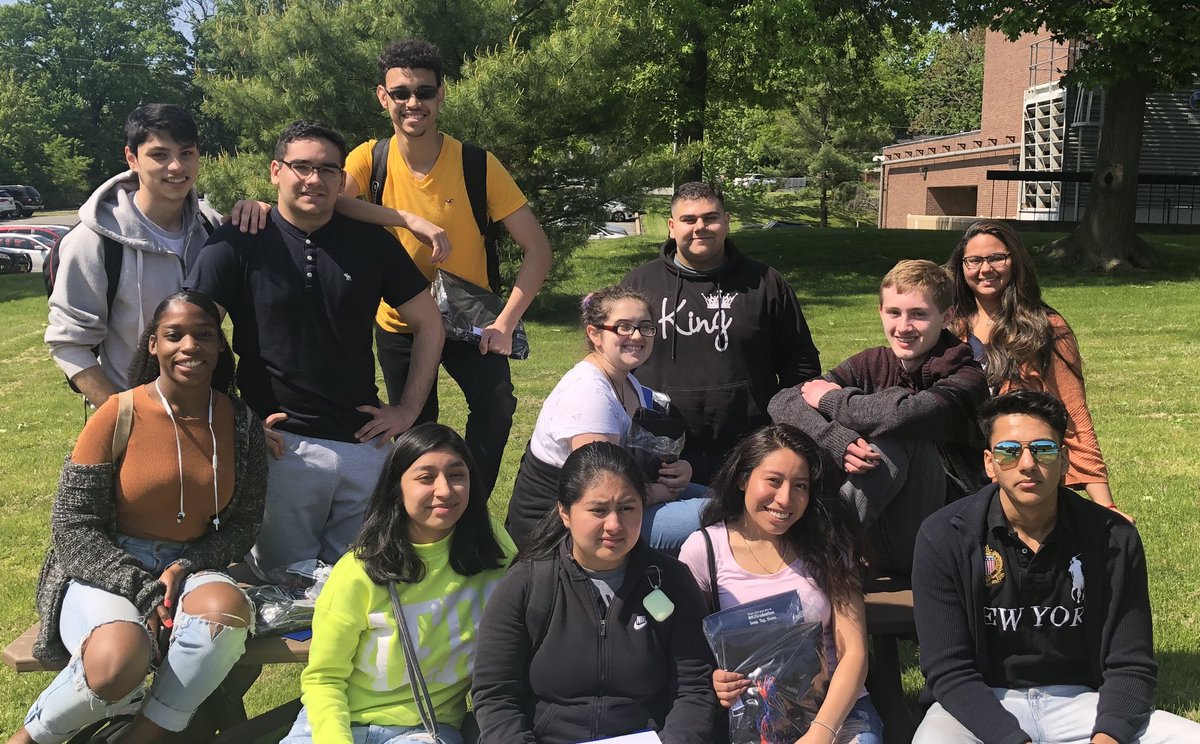 kevrothman's tweet photo. Excited to celebrate with these @newburgh_ptech scholars later today @SUNY_Orange graduation! #proudprincipal @NorthNfa @PTECHNETWORK @newburghschools #hardworkpaysoff https://t.co/zlidAE7PNz