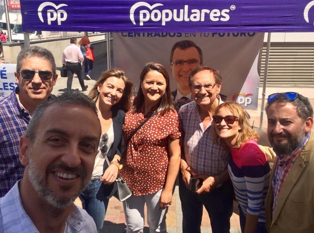pp_gracia's tweet photo. Seguimos dando a conocer el mejor proyecto para la #RegiónDeMurcia y nuestro barrio.
👉🏻 Si quieres conocerlo más a fondo, estamos en la esquina de la Vega.
#Populates #GenteDeMurcia #EnDefensaDeLaRegión https://t.co/Lr3L7ek2bI
