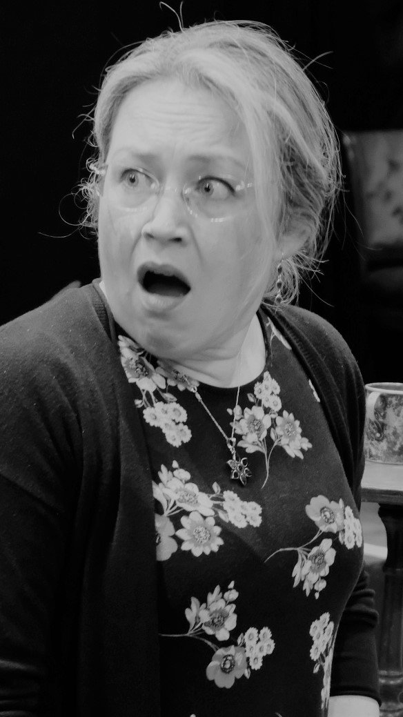 WansteadPlayers's tweet photo. Rehearsal images from "Playhouse Creatures" opening tonight @KMTheatre https://t.co/LmuBx3s4KS