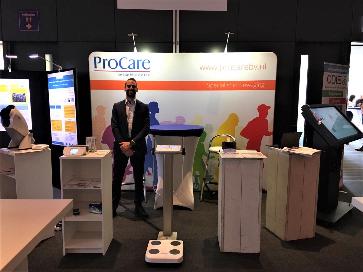 ProCare_BG's tweet photo. Het is weer tijd voor de BG-dagen! Sinds 2008 vaste prik voor ProCare. Benieuwd naar onze apparatuur voor #bedrijfsgeneeskunde? Jolmer staat klaar om je bij te praten! Je vindt ons vandaag en morgen op stand #13! Tot zo? #bgdagen19 #bgdagen #bedrijfsartsen #congres https://t.co/Ik8thhlHWw