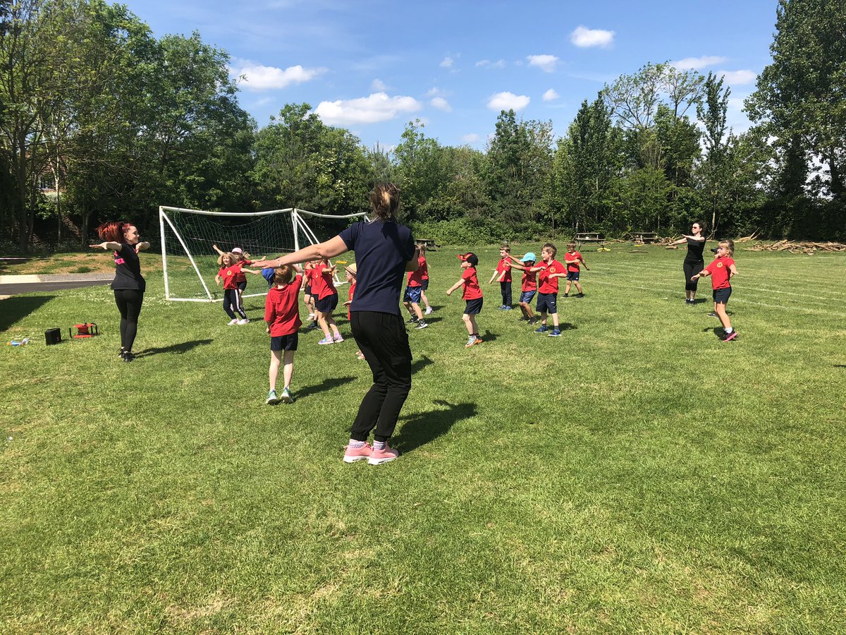 bastonceprimary's tweet photo. Super Sports Week continues... #archery #hockey #dance #Wellbeing https://t.co/Kpx9EXbSdn