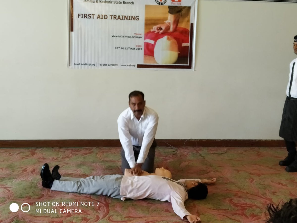 jkircs_official's tweet photo. #IRCSJK imparted 3 days First Aid Training to the staff of Hotel Vivanta by Taj, Karl Sangri, Brien, Srinagar from 20th to 22nd May 2019 https://t.co/Sno6Bz3JDa