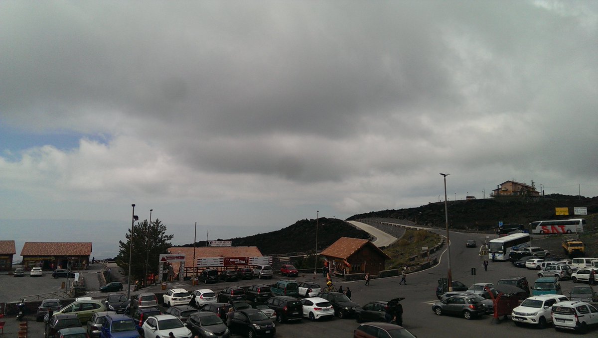 TMB_School's tweet image. #Sicily2019 Up for breakfast at 5:45 (UK time) to get up and out to climb the south side of mount #Etna