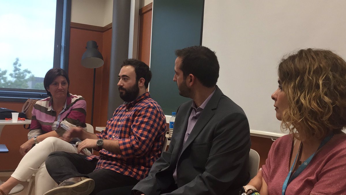 Miguel Ángel Savall y Xavi Zamorano en una nueva sesión de CEU EMPRENDE-CARRERAS PROFESIONALES en la <a href="/uchceu/">Universidad CEU UCH</a> <a href="/magisterioUCH/">Magisterio CEU-UCH</a>