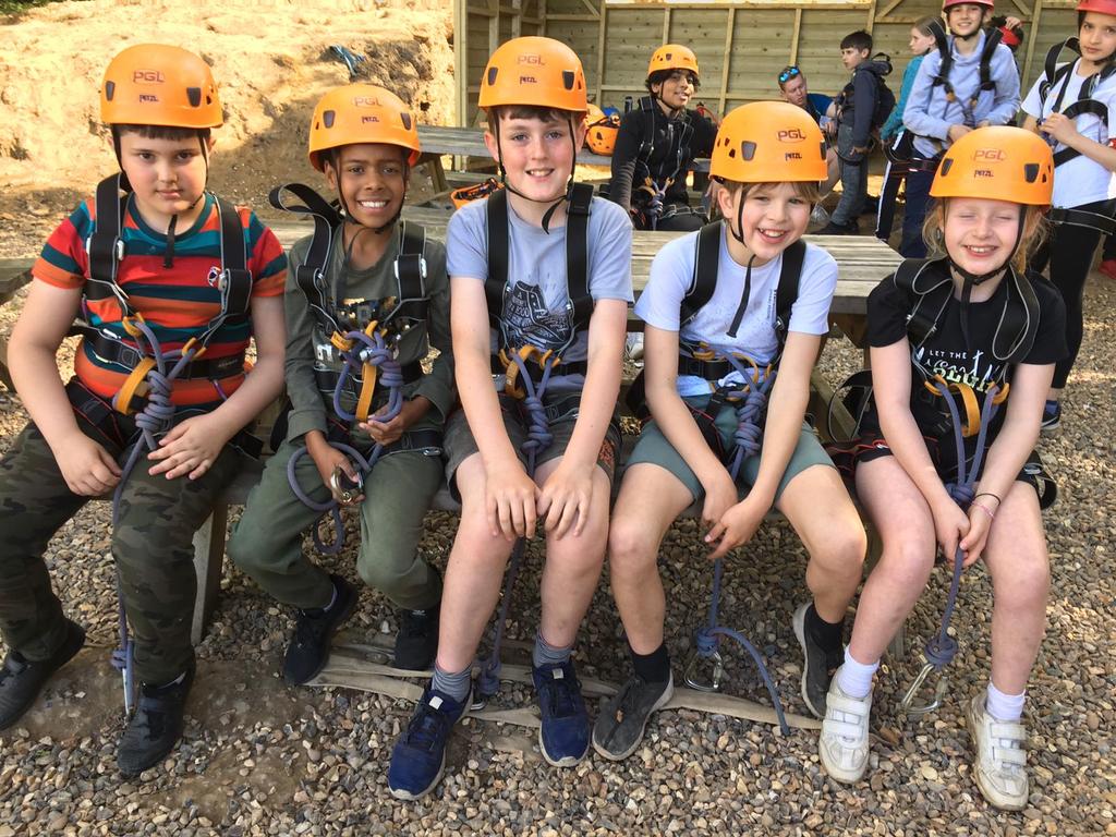 WickhamCourtSch's tweet photo. Taking safety seriously. #wcsyr5 #wcsyr6 #wcspgl2019 https://t.co/RTGJSjAGkP