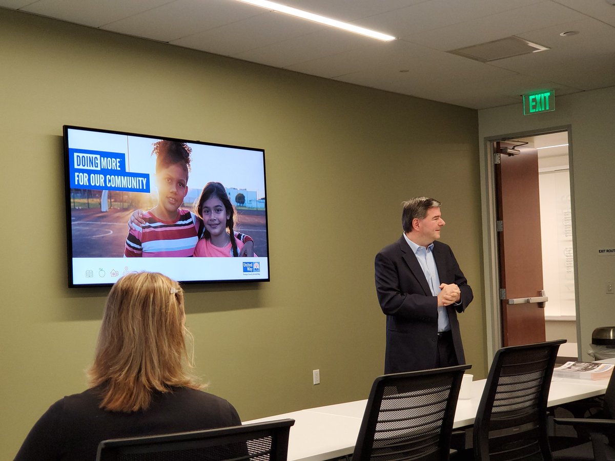 Kevin_Garrity88's tweet photo. Fortunate to speak to @EdwardsLifesci this morning! Hearing from @unitedwayoc Board Member Joe Nuzzolese and @suebparks! @EdwardsLifesci is a key community partner helping us FACE 2024 and building self sufficiency throughout Orange County!  #doingmore4oc #united4oc https://t.co/Ko2p23ggc7