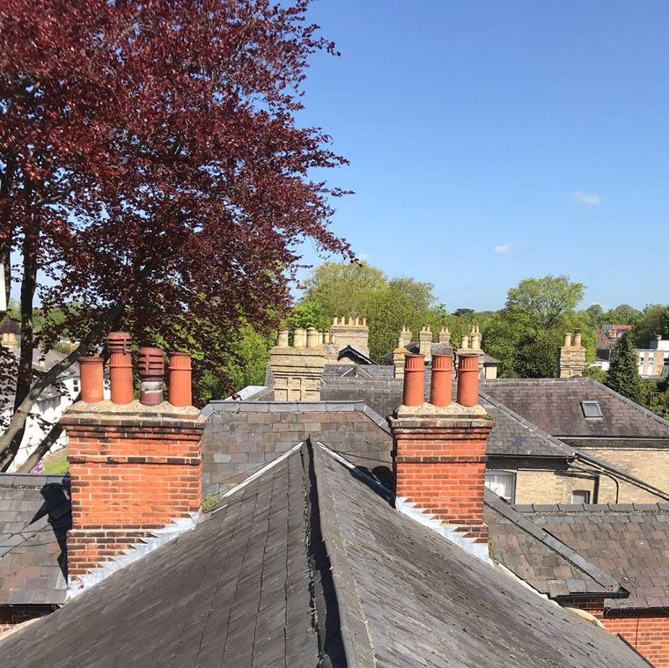 versa_clean's tweet photo. Why should you have your chimney swept in the Spring/Summer?
There are a few reasons that can be found here https://t.co/bSfoF73F4t but the one that may bother people most is that soot and creosote left in a chimney over the hot summer can produce an unpleasant sooty/tarry smell. https://t.co/RcvQte5XDy