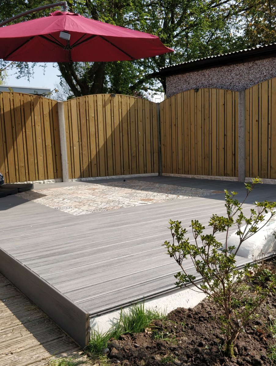 howarthtimber's tweet photo. Great work on the decking Neil - thanks for sending these in!
If you've recently completed a #garden project, reply with a photo using the hashtag #PictureYourProject to win one of our grand prizes.
Comp ends 31.09.17. Good luck! https://t.co/nFAesZvIYM
