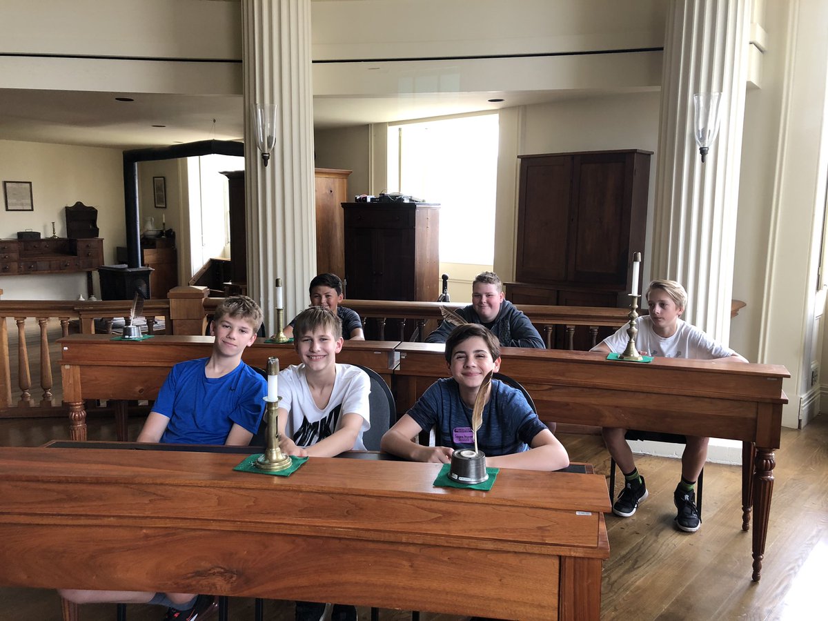 tgatsios's tweet photo. Old Capitol building @HCMStigers157c #HCMSinSpringfield https://t.co/5Qj7dPtRjR