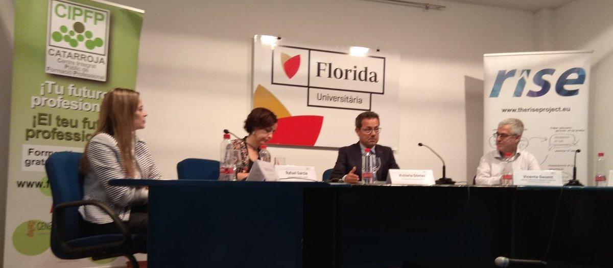 UVstartup's tweet photo. Una experiència molt enriquidora participar en la jornada "Emprenedoria e impacte social" organitzada per @fpcatarroja i @floridauni presentant el model innovació publica i la #XarxaInnova dels centres #LABORAFORMACIÓ de @GVAlabora. Gràcies per convidar-nos! https://t.co/CRkquV9wjc