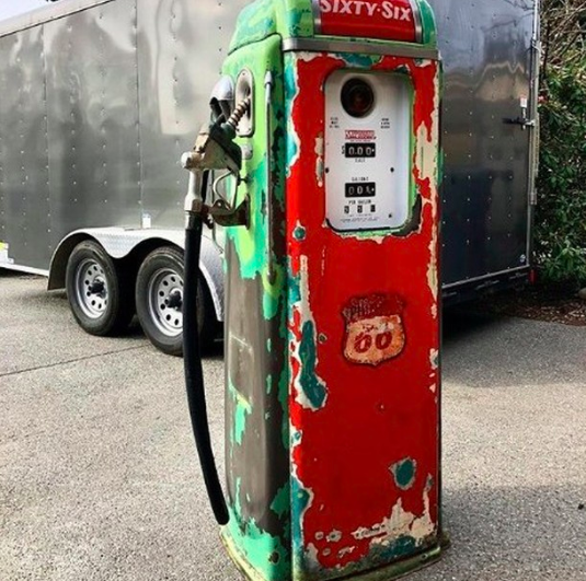 This old school pump is so cool! If you are in Snohomish, Wa. you should go check it out in person!