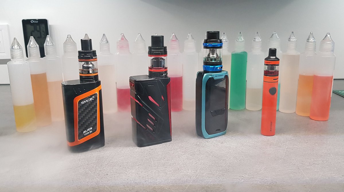 DRek68's tweet photo. Et une de plus π π¨π¨π¨
Poke @PowerGeek67 @MrMilizo @AlexDefaros
#smok #smokalien #smoktpriv #joyetech #joyetechd19 #joyetechexceed #vaporesso #vaporessorevenger https://t.co/yDUSrlHcRp
