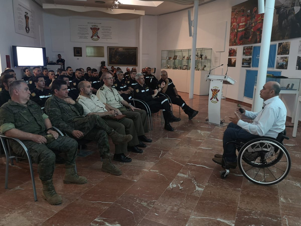 UMEgob's tweet photo. #SeguridadVial La prevención y el sentido común son elementos fundamentales al volante.

"No hay que pasar por una mala experiencia para ponerle remedio", RECUERDA que la seguridad vial es cosa de tod@s‼️ https://t.co/BE9KB7vlJL