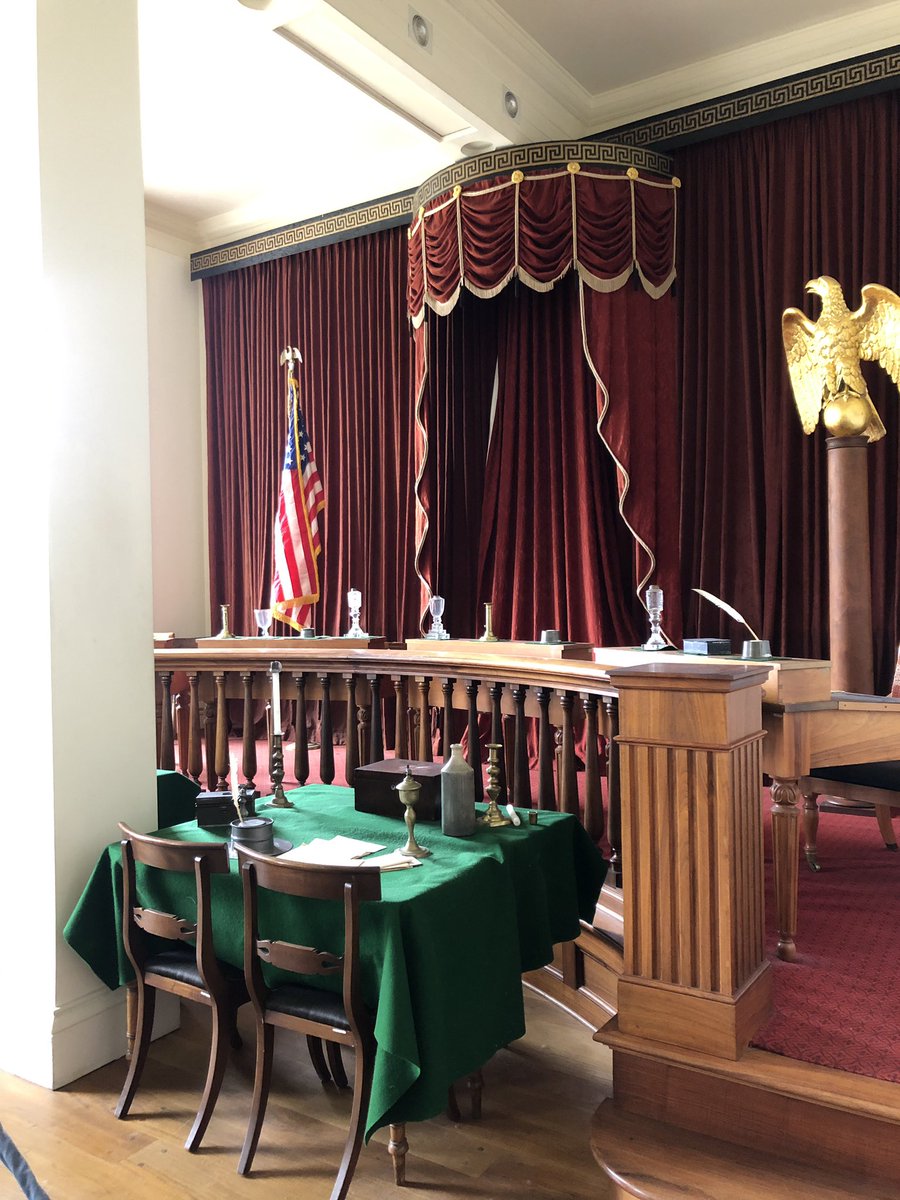 tgatsios's tweet photo. Illinois Old Supreme Court @HCMStigers157c #HCMSinSpringfield https://t.co/P7HNiNGzMD