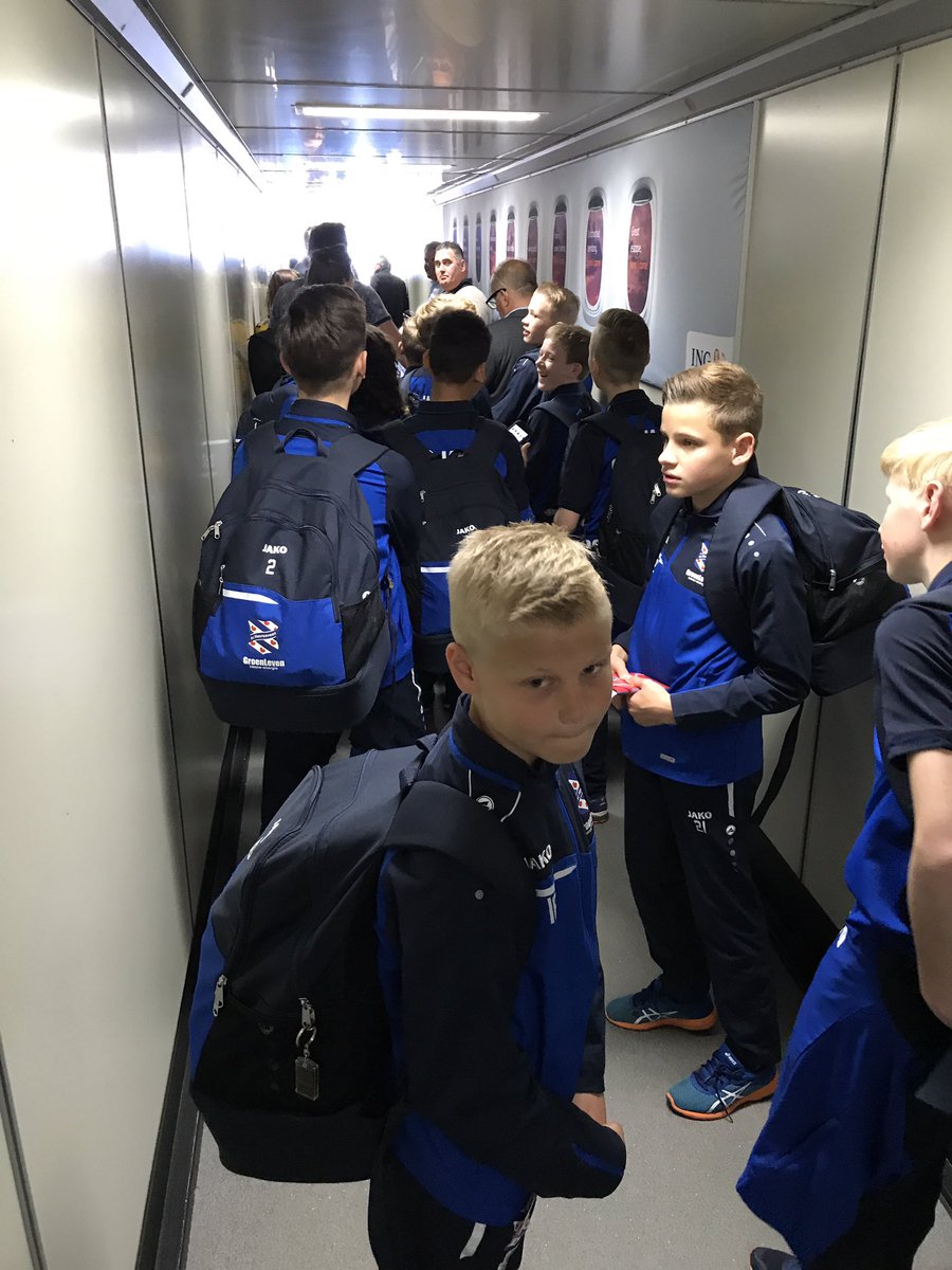 sch_akademy's tweet photo. #O13 is vandaag afgereisd naar Solna, Zweden voor deelname aan het Lennart Johansson Toernooi https://t.co/fzMXyV64g9