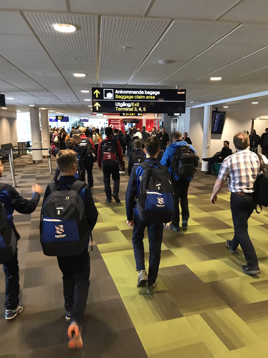 sch_akademy's tweet photo. #O13 is vandaag afgereisd naar Solna, Zweden voor deelname aan het Lennart Johansson Toernooi https://t.co/fzMXyV64g9
