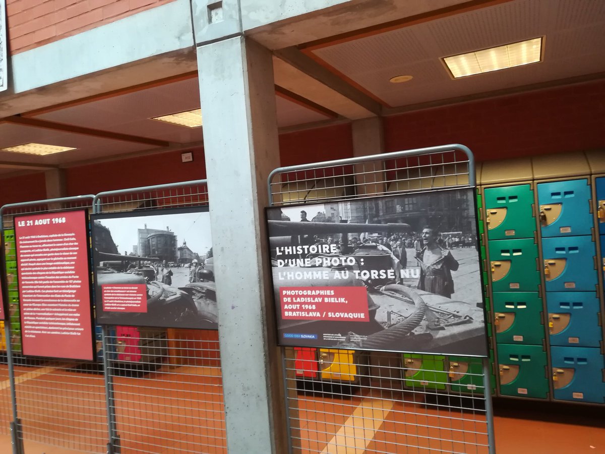 SLOVAKIAinEU's tweet photo. Exhibition on the #1968occupation of #Czechoslovakia now open in #EuropeanSchool/Ixelles in Brussels. A reminder to the young and us all: Democracy must not be taken for granted! #EE2019 #WEAREEU #thistimeiamvoting https://t.co/xxUrzU87C9