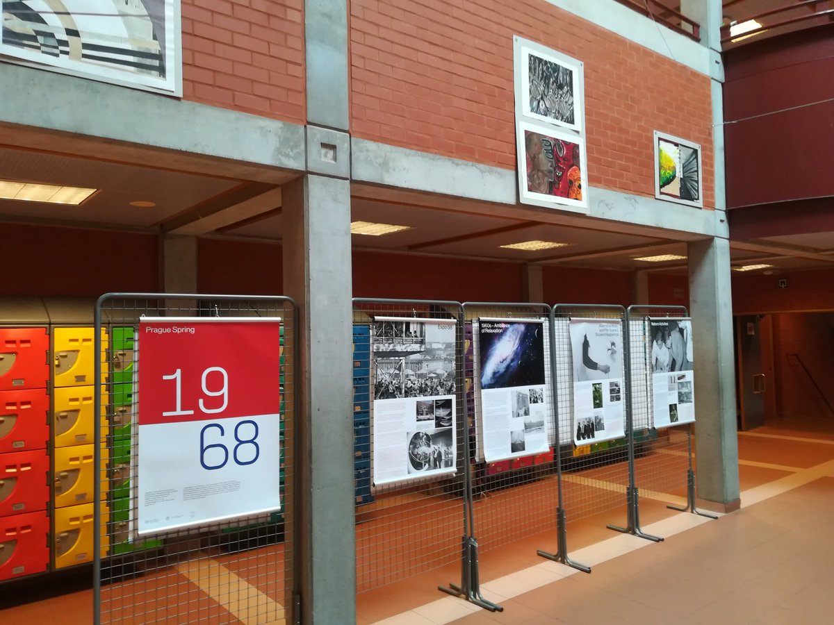 SLOVAKIAinEU's tweet photo. Exhibition on the #1968occupation of #Czechoslovakia now open in #EuropeanSchool/Ixelles in Brussels. A reminder to the young and us all: Democracy must not be taken for granted! #EE2019 #WEAREEU #thistimeiamvoting https://t.co/xxUrzU87C9