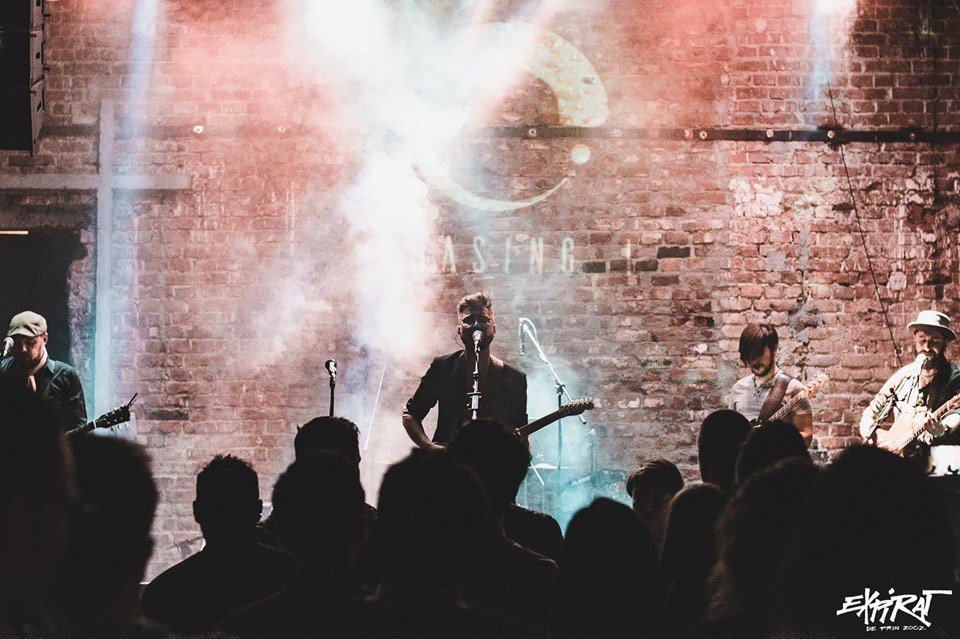 Chasing I în Expirat: cucerind publicul magazine.overground.ro/2019/05/chasin…