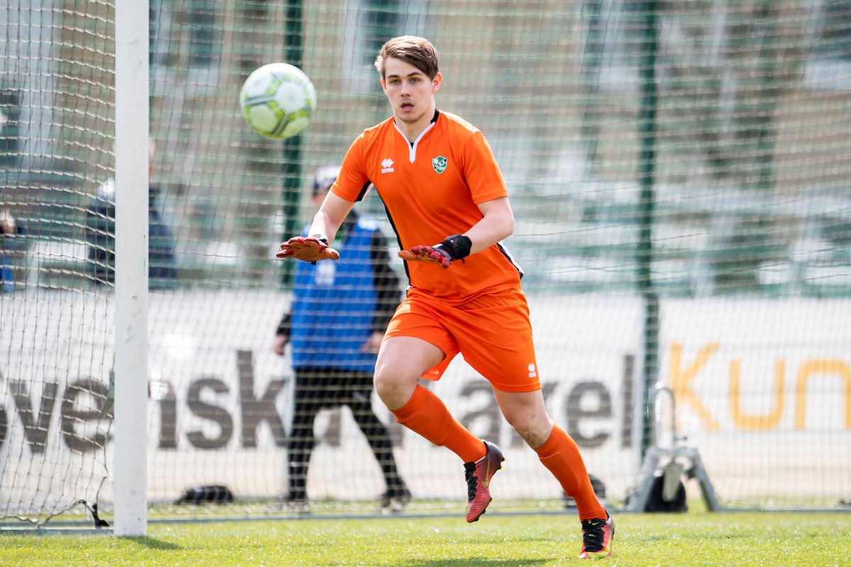 Inför division 3-derbyt: Målvaktens oväntade chans: "Jag tar mina baby steps." bit.ly/2VYwJM0