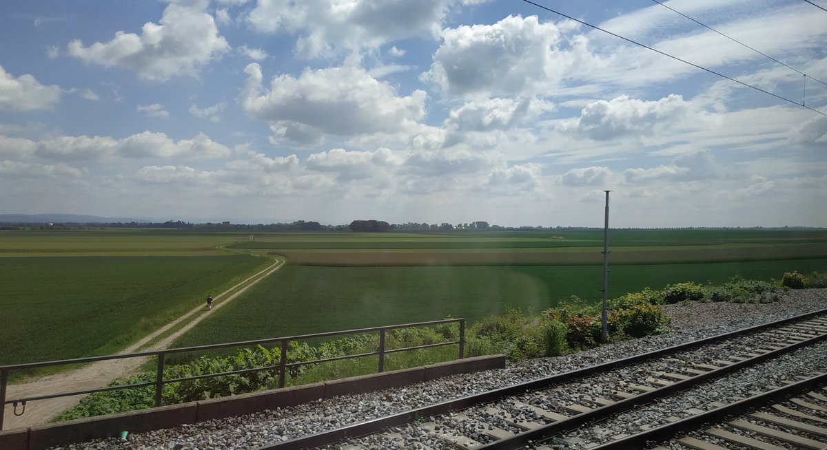 ivan_cukic's tweet photo. Travelling from ADC++ to CoreHard to give a talk with the same title, but with quite a few changes.
#adcpp #corehard #dsl https://t.co/4IyoSDbm1c