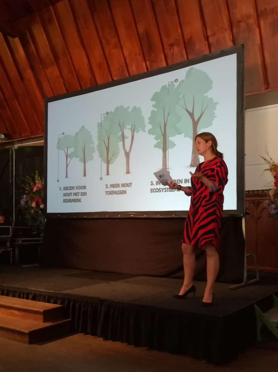 JMSleurink's tweet photo. YES #FSCevent2019 25 jaar FSC wereldwijd is gestart! Met @LiesbethGort director @FSCNL en Kim Carstensen, CEO @FSC_IC #togetherwearefsc #25yearsFSC https://t.co/8WMbvraiiu