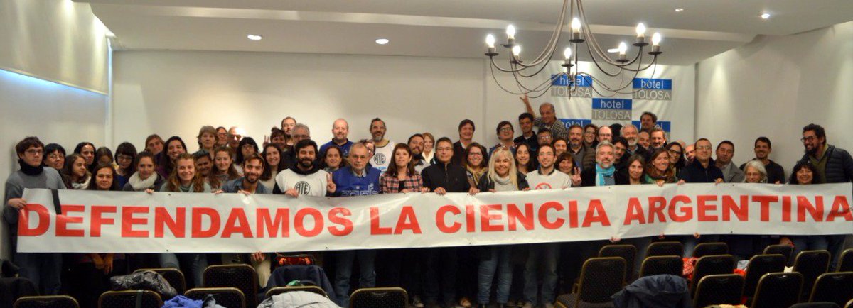 Cabildo abierto en defensa de la <a href="/ciencia/">Clarivate LatAm</a> en Puerto Madryn. hacia una visión integradora de la ciencia, la educación y cultura.