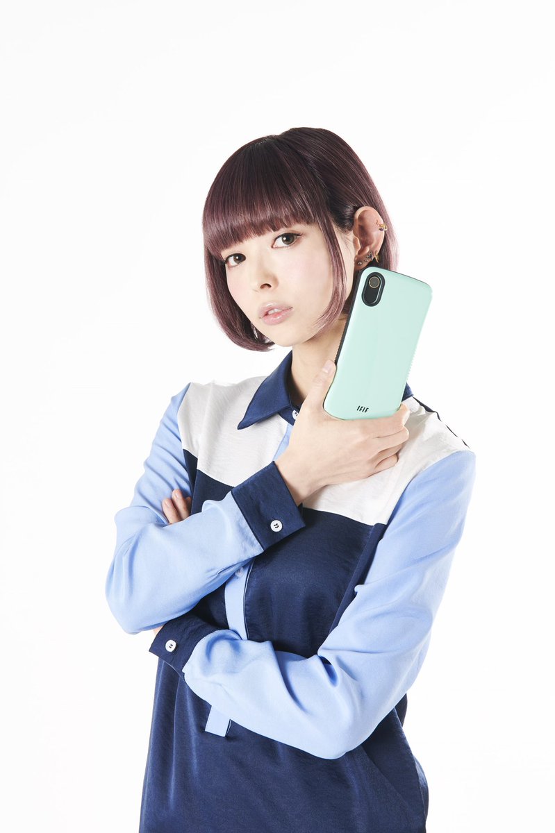 公式 ヴィレッジヴァンガード A Twitteren ヴィレヴァンドラマ にも出演いただいている最上もがさんがイメージモデル ヴィレヴァン初のオリジナル スマホ アクセサリー ブランド その名も Ifif おしゃですよ ドラマでも使われるかも ぜひチェックしてみて