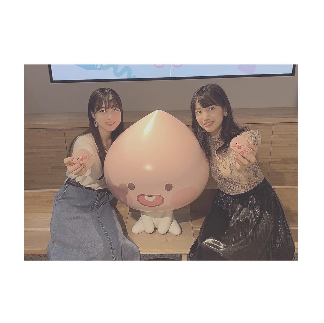 MiU_20010403's tweet photo. Instagram 20190523
表参道にある #apeachcafe に せり( @iroziro_serika )と行ってきました🍑❤️ 可愛くて癒されたー😊
写真いっぱい撮ったから、いつもよりたくさん貼ってみたよ♪
見てみてね🥰
#表参道カフェ
#apeach
#永野芹佳
#下尾みう
#miushitao https://t.co/A07URZdgqX