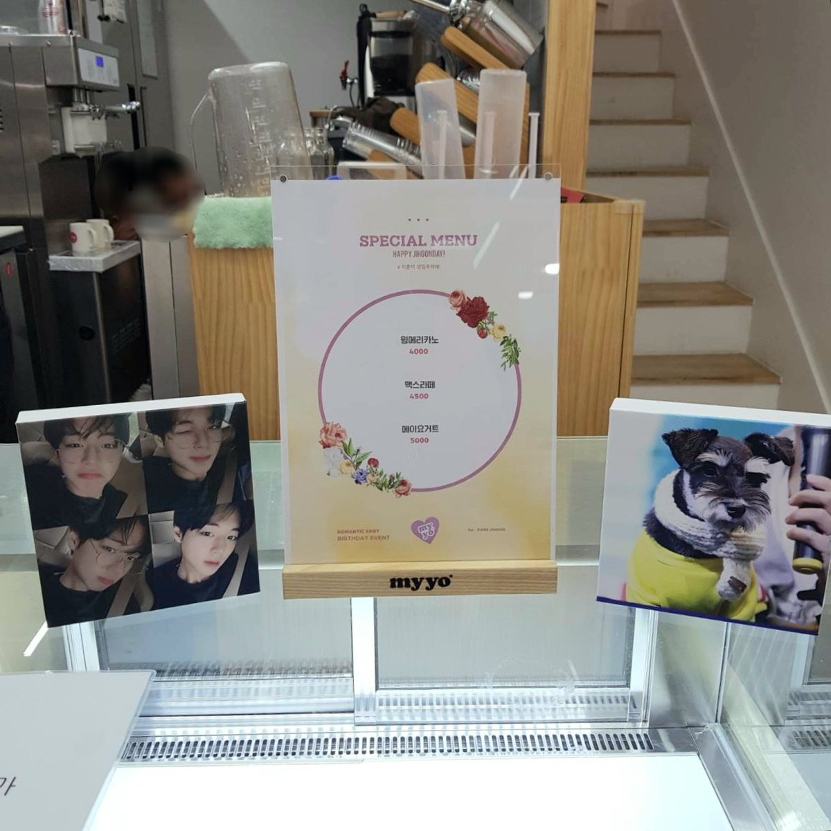 dajung_may's tweet photo. #ROMANTICSPOT(@romanticspot_jh)๋์ โค์นํ๊ฒฝ ์ข
์ด์ปต & ์ปตํ๋ ์นดํโค
๋ง์๋ #๋ฉ์ด์๊ฑฐํธ ๋ฅผ ์ฃผ๋ฌธํ๋ฉด! ์นํ๊ฒฝ ์ข
์ด์ปต, ์ปตํ๋, ๋ถ์ฑ, ์ฐ๋์คํฑ, ํฌํ ์นด๋๊น์ง!!! ์ด๋ฒคํธ ์
ํธ๊ฐ ๋๋ฌด๋ ํ์ฑํด์๐
#2019_๋ก๋งจํฑ์งํ๋ฐ์ด #๋ฐ์งํ #MYYO https://t.co/iYyZNFPjZl