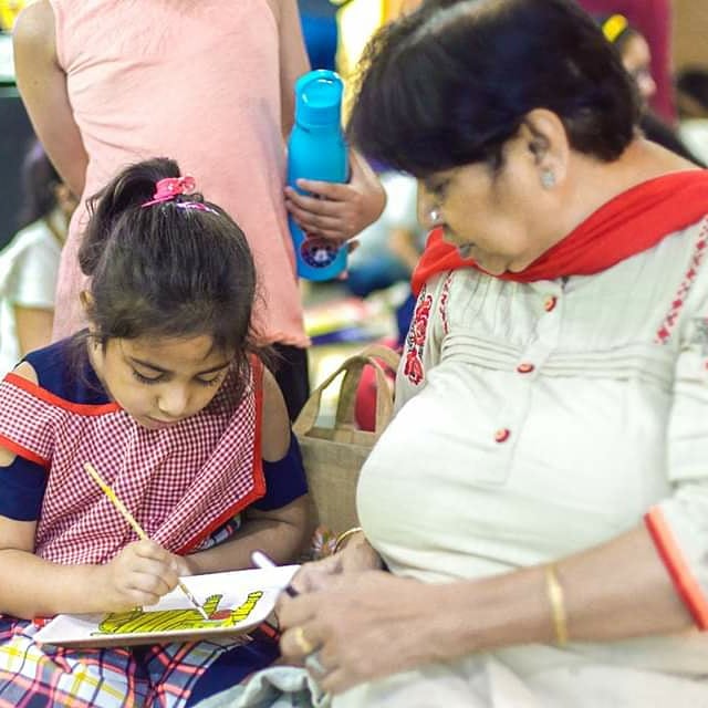 KNMAIndia's tweet photo. Glimpses from Day 2 of “Craftopia Season-2". Workshop on ‘Bengal Pat’ was conducted by expert instructors at Kiran Nadar Museum of Art Delhi.
For enquiry or to register please email us at vist@knma.org
or call us at +91-9540939420
#Craftopia #Craftopia2019 https://t.co/GBLwtxcrrI
