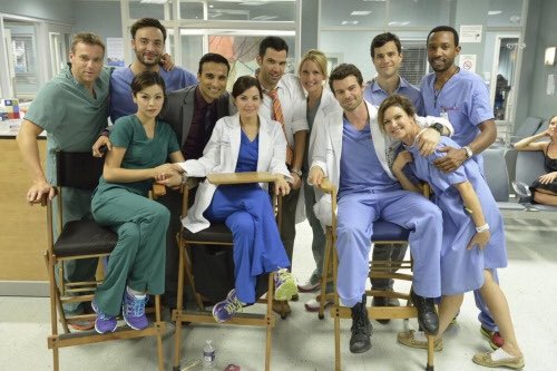 lorenbhollander's tweet photo. #SavingHopeThursday @ionlife @MichaelShanks @SalvaTonio @HuseM @BenjaminAyres @noldenmichelle @wendy_crewson @ED_DURANCE @juliacchan @kristopherturn @HollanderJodi @traceysgc1 @Lisuni https://t.co/WnKBbYL11I