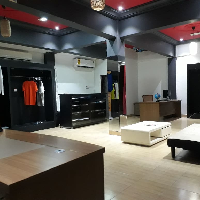 TheStreetGear's tweet photo. Our new crib. Work in progress. https://t.co/hk1supcawh