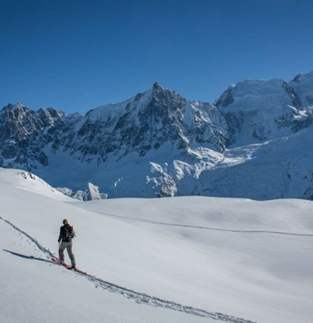 theskipodcast's tweet photo. New blog post for Ski Weekend: https://t.co/PvTJcswqxt #skitouring @floasports @patagonia @haglofs @icebreakernz @Arcteryx https://t.co/8jWDYUECtH