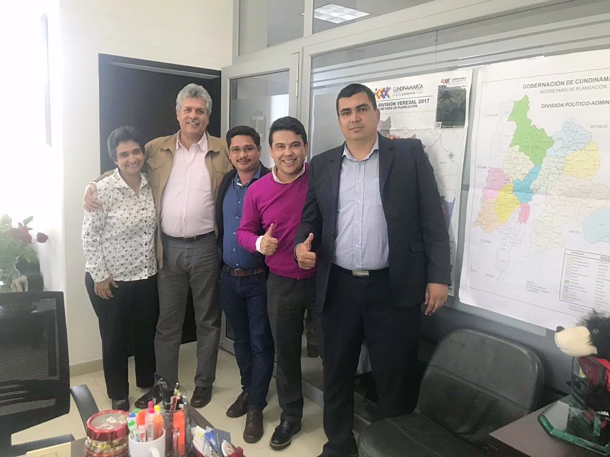 MatizPadilla's tweet photo. Compartimos el propósito de construir un departamento de oportunidades, un gobierno transparente y una sociedad con principios y valores. https://t.co/61iFaWVw7A