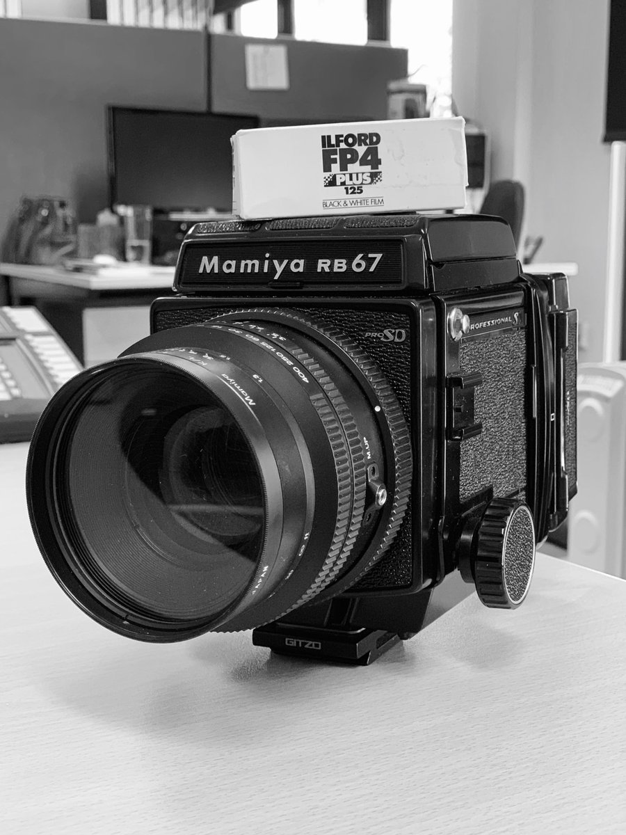 shutternutter's tweet image. ⁦@_JasonAvery⁩ My choice of camera and film for the next #camerachallenge - my newly acquired #MamiyaRB67 and some faithful ⁦@ILFORDPhoto⁩ #FP4... now...what to photograph?