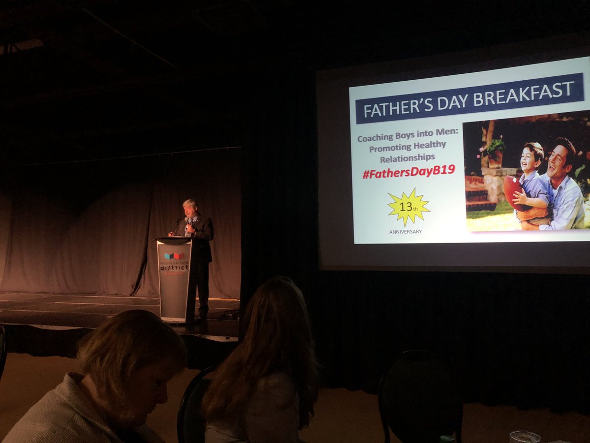 Amazing morning in London working with the legendary Peter Jaffe at the annual Father’s Day Breakfast. #manupinspire <a href="/CPreventionO/">CrimePreventionO</a> @GlenfordCanning